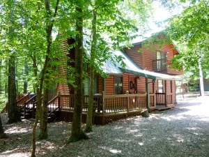 Lukfata Creek Cabin exterior