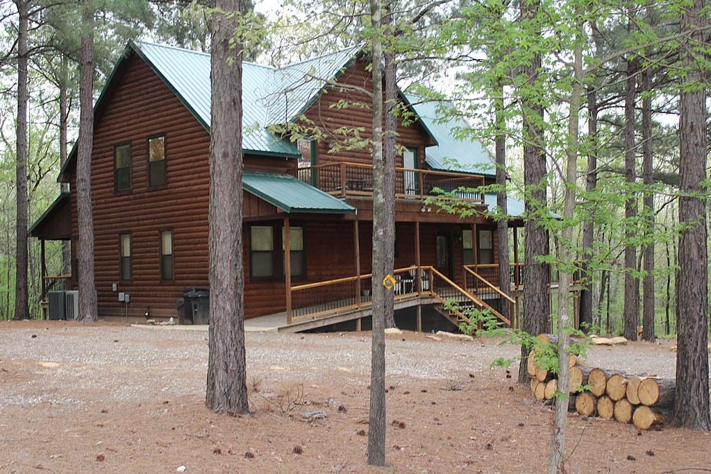 Broken Bow Hidden Hills Cabins