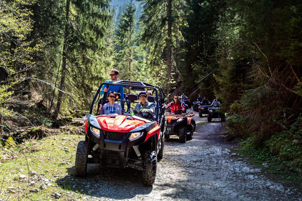 A photo of a group out on Broken Bow ATV and UTV rentals.